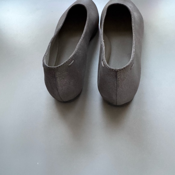 Woman’s flats - Picture 4 of 7